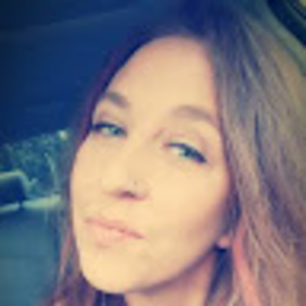 Meet your Posher, Kaela
